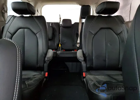 2023 Chrysler Pacifica Touring L z USA, uszkodzony, nr VIN 2C4RC1BG6PR535543